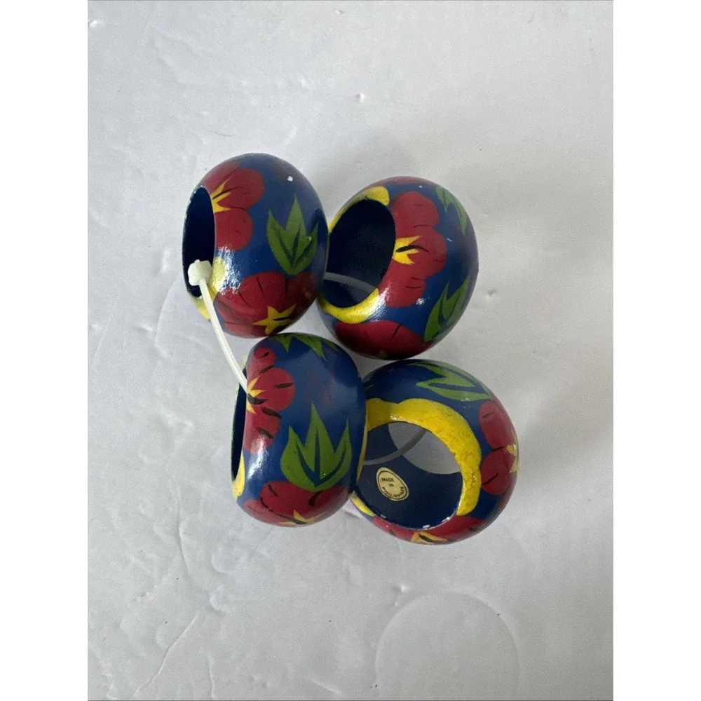 Wooden Floral Hand painted Napkin Rings Set‎ Of 4 Made In Philippines